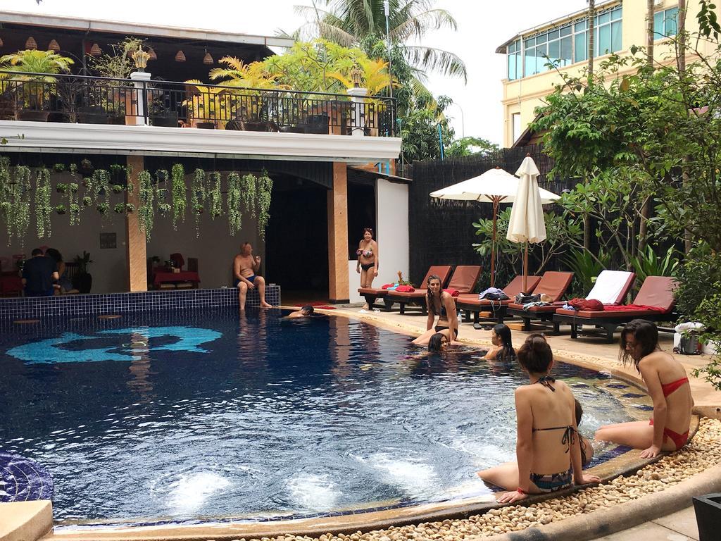 Apsara Sovannaphum Boutique Siem Reap Exterior photo
