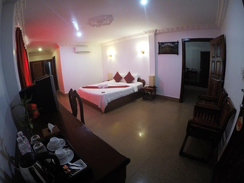 Apsara Sovannaphum Boutique Siem Reap Exterior photo
